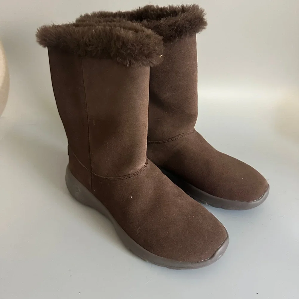 Skechers On-the-GO Joy Brown Suede Faux Fur Trim Winter Boots Womens 7